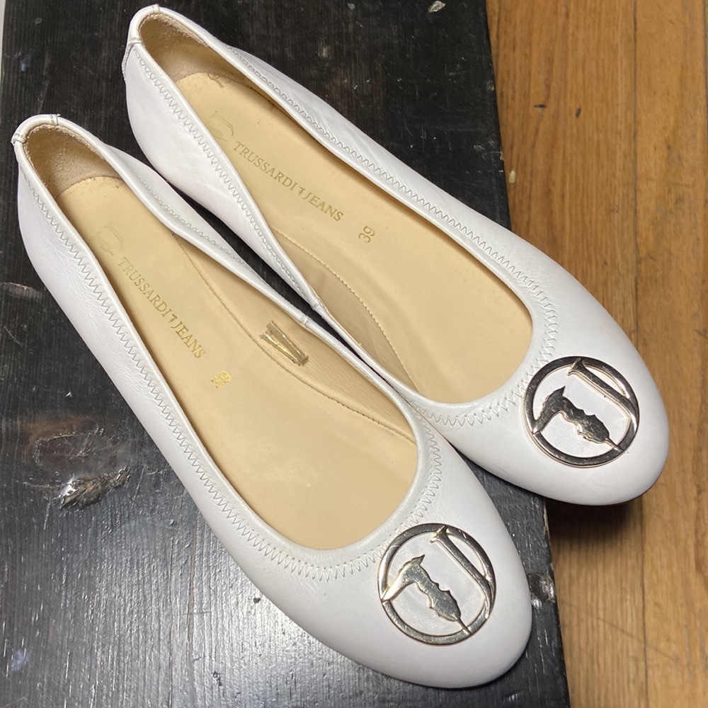 Trussardi Jeans Cream Leather Flat Ballerina Shoes sz 39/8.5 Portugal